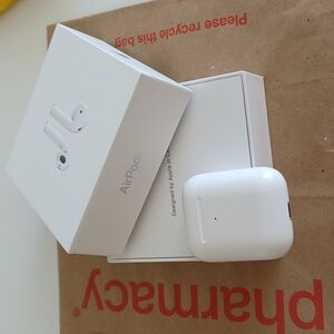 Apple Airpods